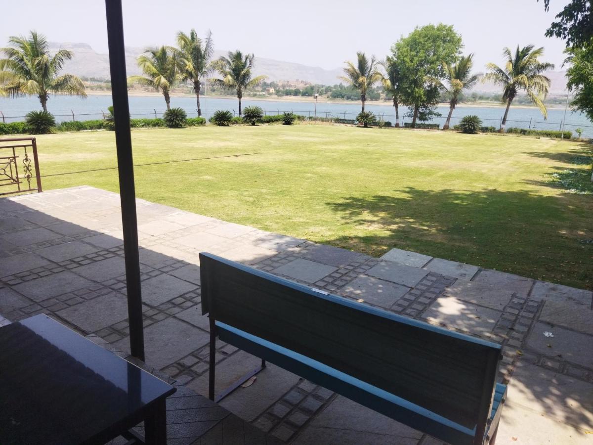 Savana Lake Resort Nászik Kültér fotó